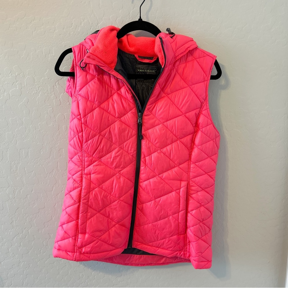 Tek Gear Puffer Vest Hot Pink Snow Skiing Winter